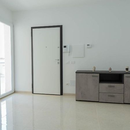 Raganzino Apartment Pozzallo - New Building Eksteriør billede